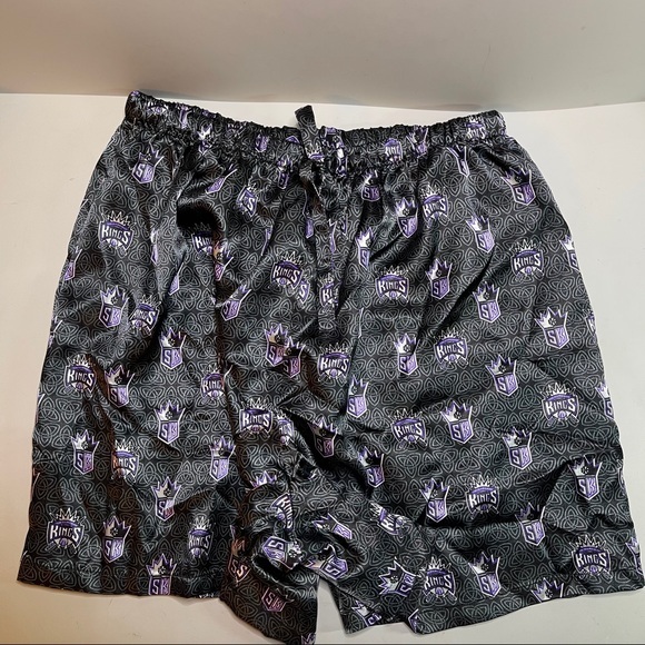 Sacramento Kings Basketball shorts size la… - Picture 1 of 5